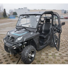 UTV830/550 Čelní okno laminované (stěrač, ostřikovač)                                                                                                                                                                                                     