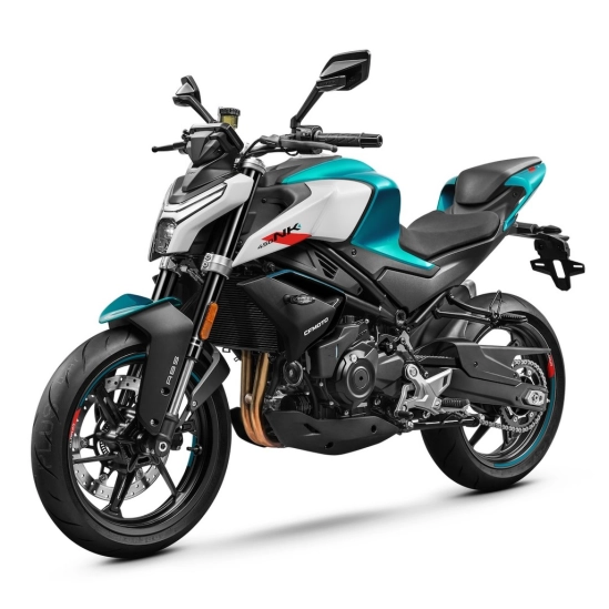 CFMOTO 450NK                                                                                                                                                                                                                                              