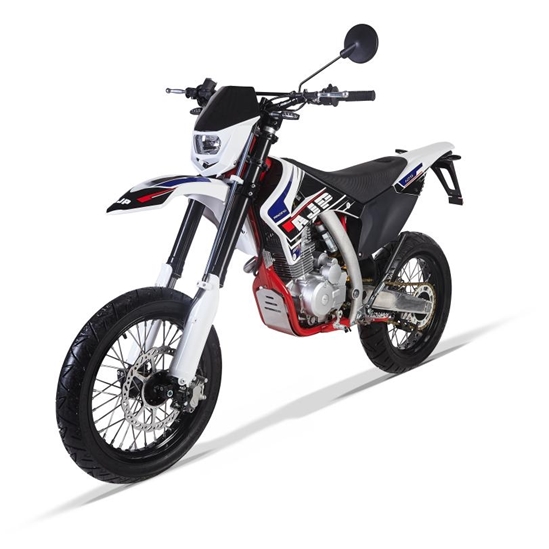 AJP SPR 240 SUPERMOTO                                                                                                                                                                                                                                     