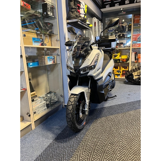 Linhai SCOOTER BUCK 125 ADV E5